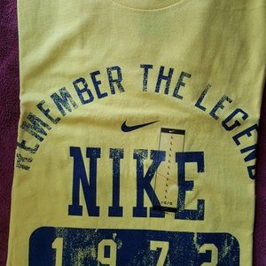 Nike Men's Vintage 1972 Athletic Performance